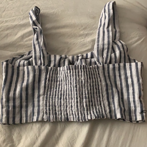 two piece set - Picture 7 of 8